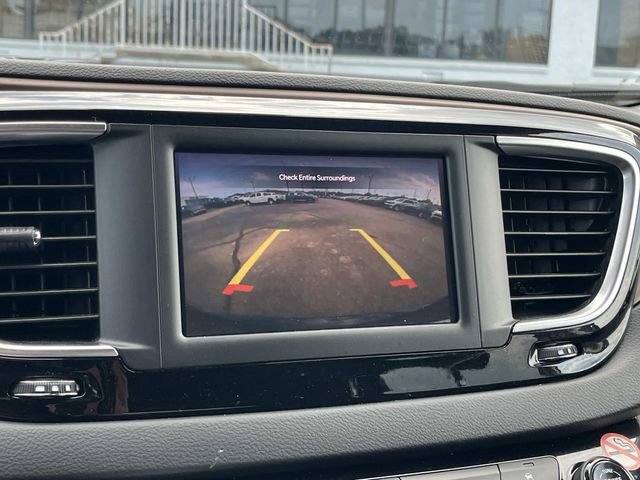 Used 2023 Chrysler Voyager LX FWD image 30