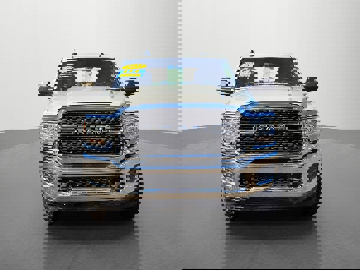 Used 2022 RAM 3500 Big Horn image 2