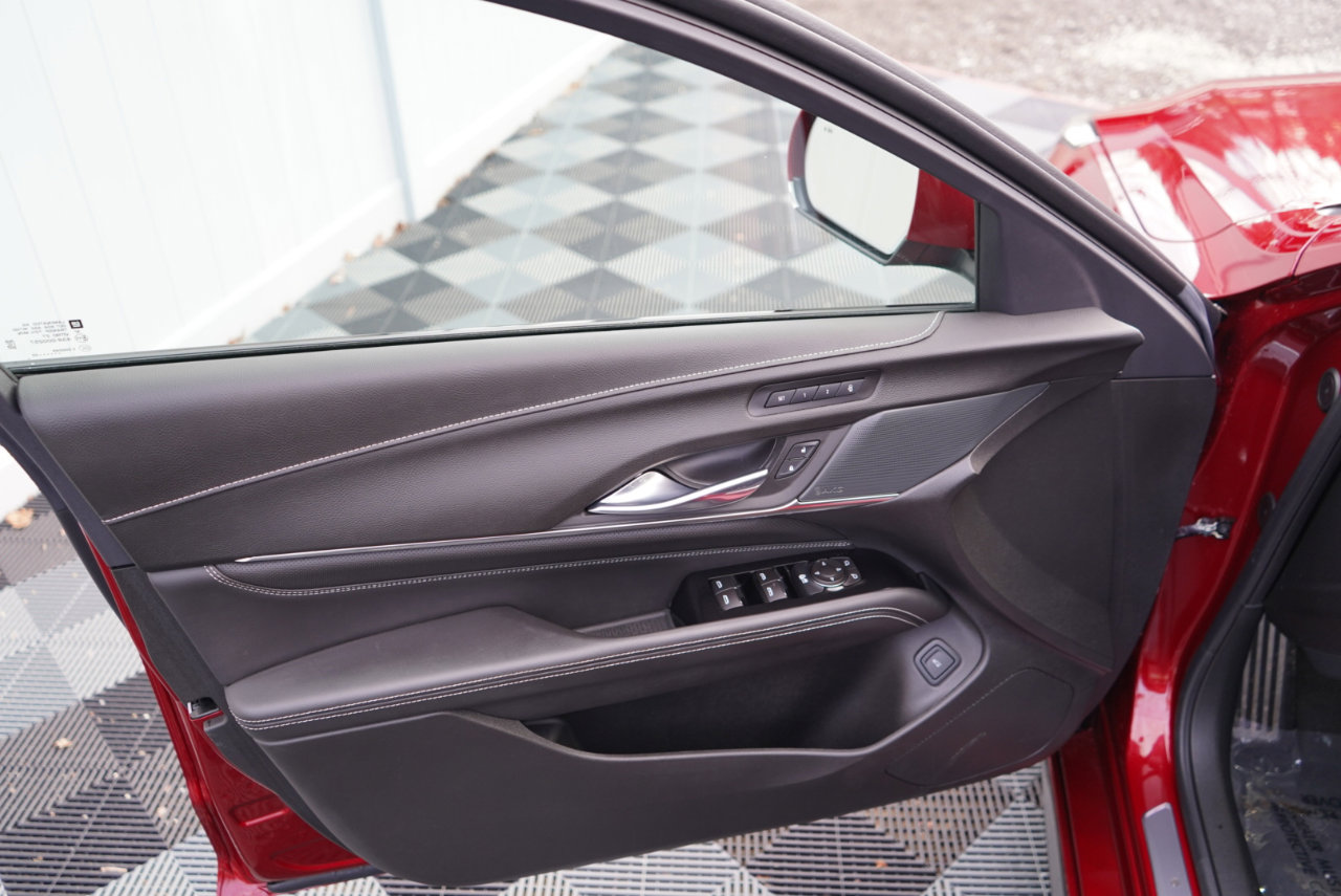 Used 2023 Cadillac CT4 V Blackwing w/ Driver Assist Package image 17