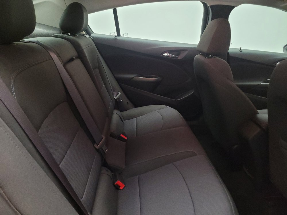 Used 2017 Chevrolet Cruze LT w/ Convenience Package FWD image 19