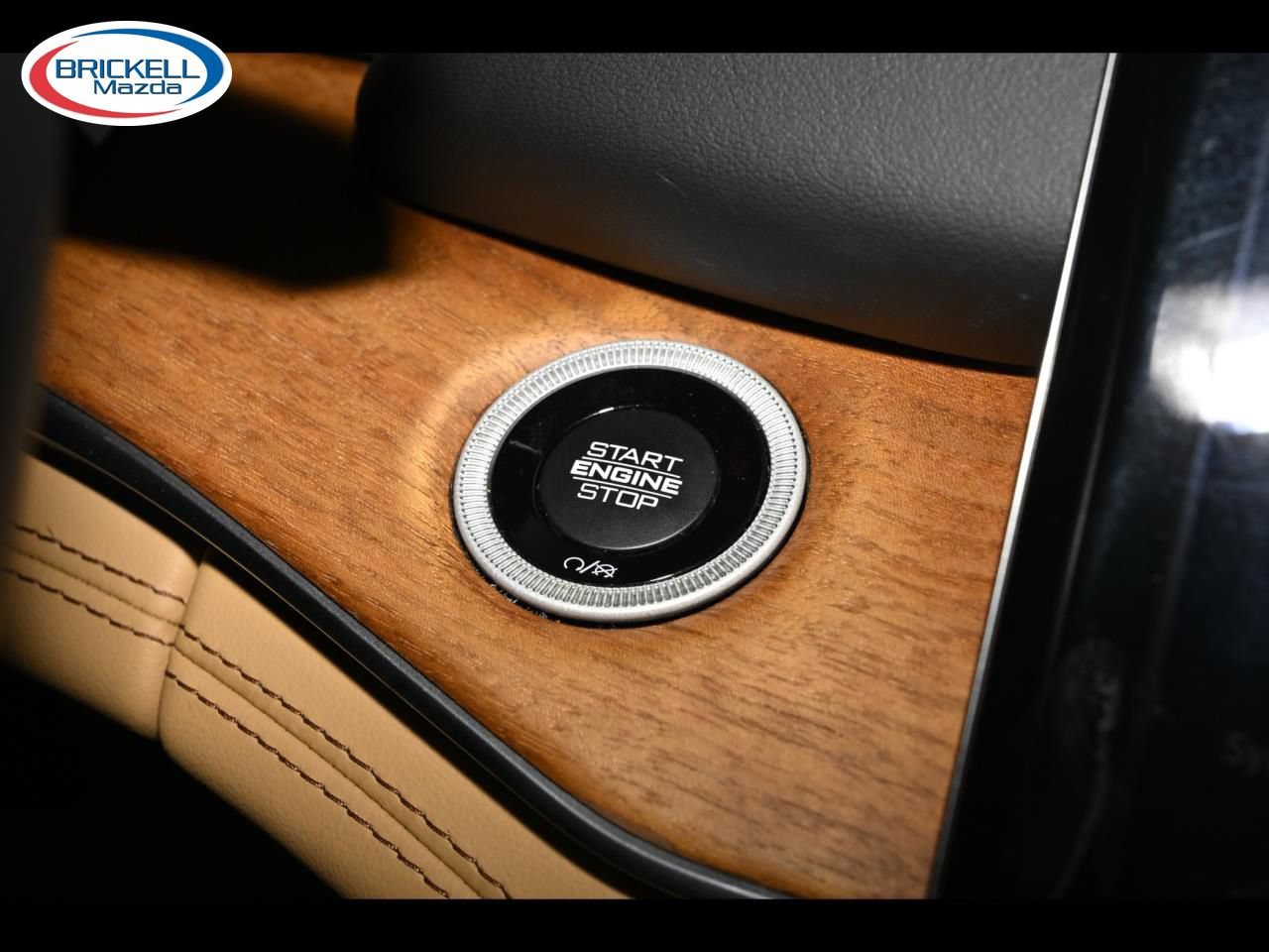 Used 2022 Jeep Grand Cherokee Summit AWD/4WD image 38