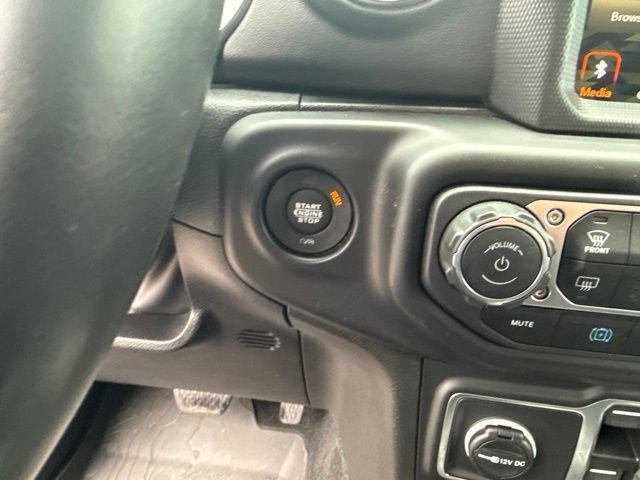 Used 2023 Jeep Wrangler Unlimited Sahara w/ Cold Weather Group AWD/4WD image 27