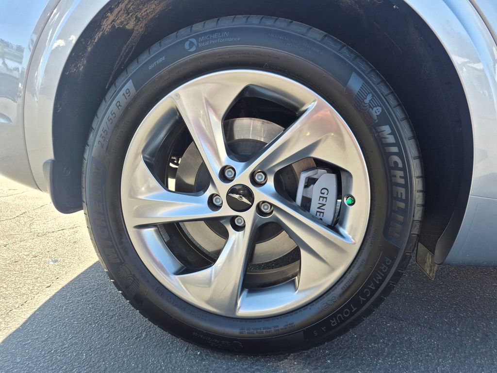 Used 2026 Genesis GV70 2.5T image 9