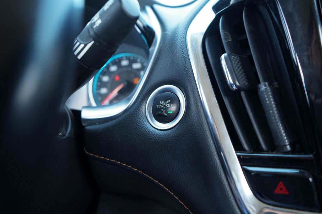 Used 2019 Chevrolet Traverse Premier w/ Driver Confidence II Package image 22