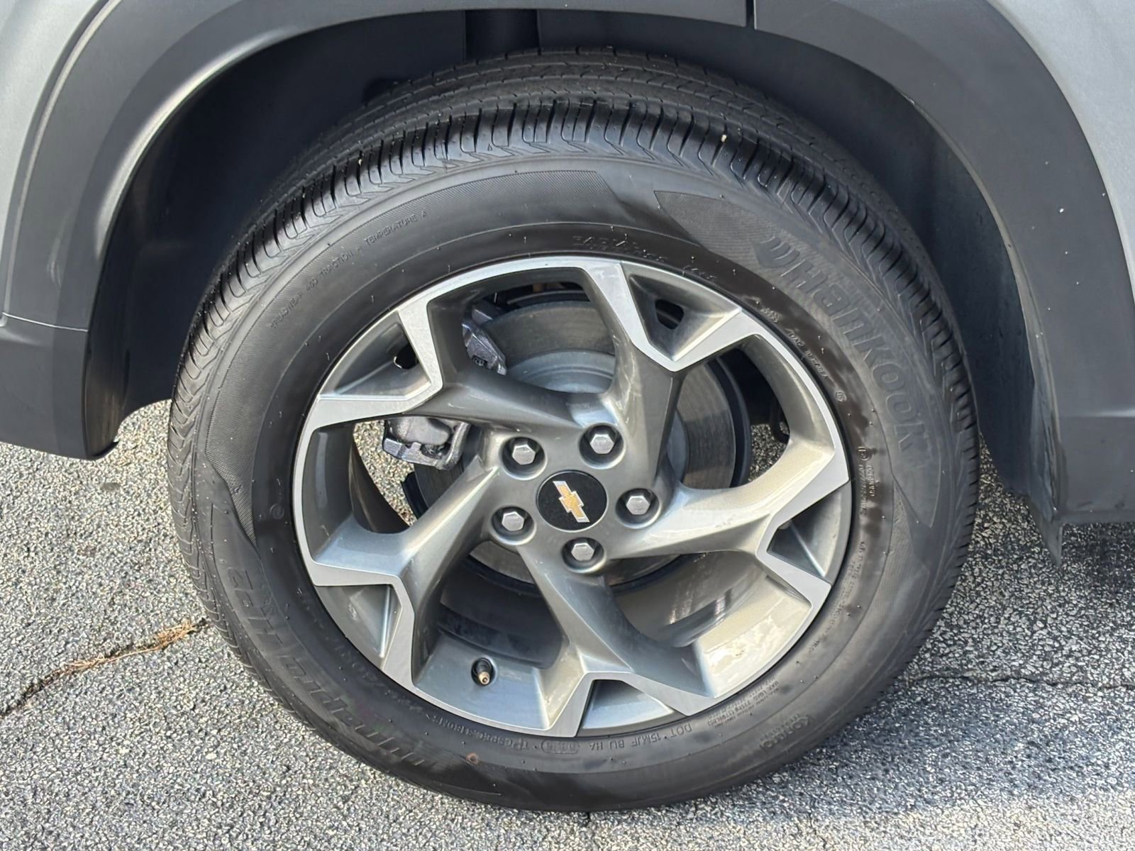 Used 2025 Chevrolet Trax LT image 31