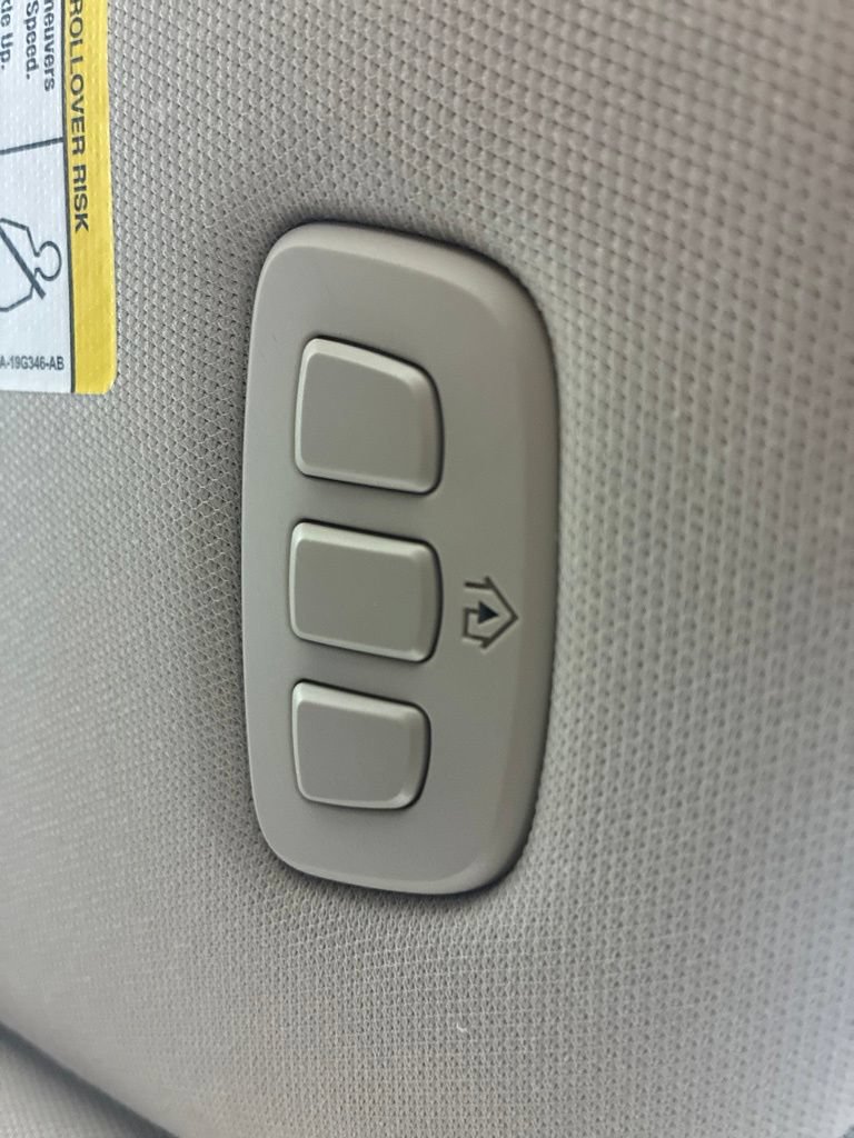Used 2024 Ford Expedition Limited AWD/4WD image 30