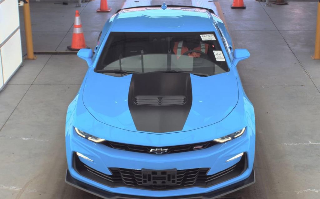 Used 2022 Chevrolet Camaro SS image 2