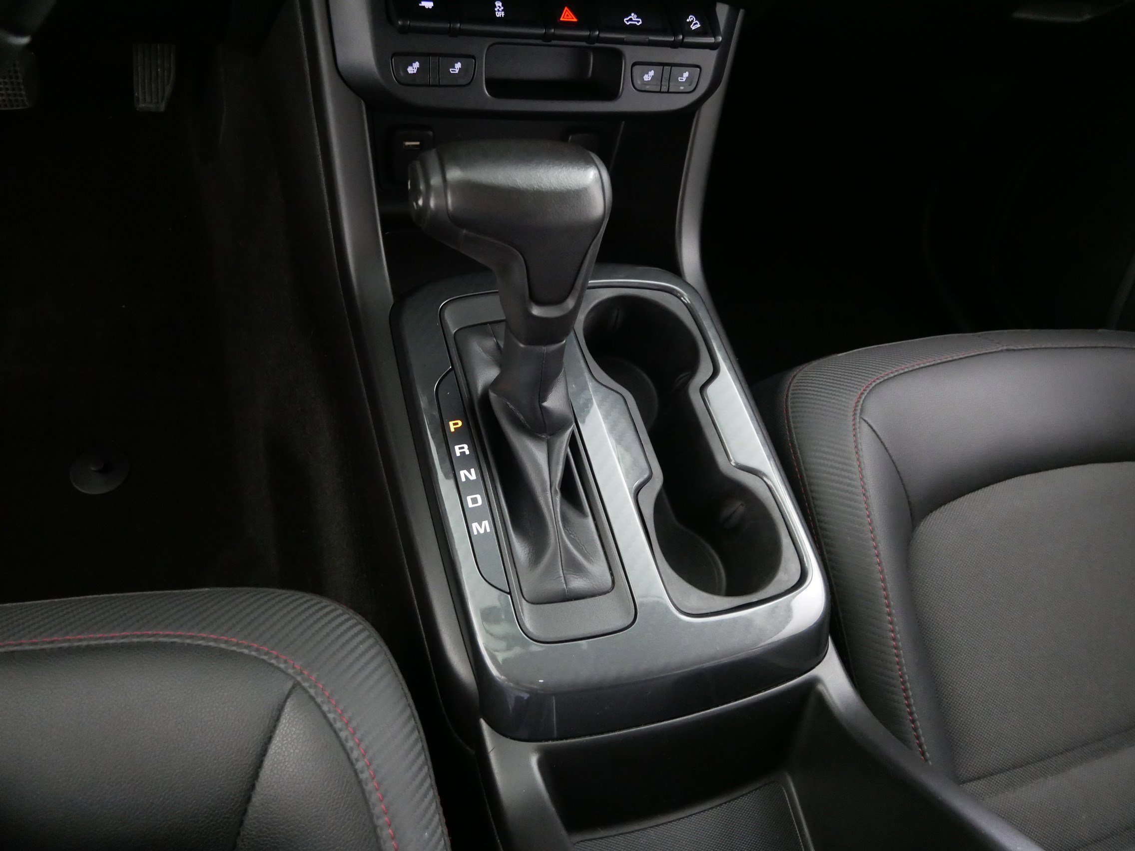 Used 2015 GMC Canyon SLE w/ All-Terrain Package image 24