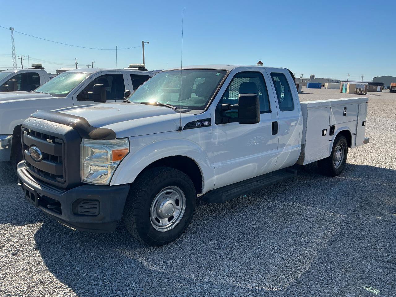 Used 2015 Ford F250 XL RWD image 1