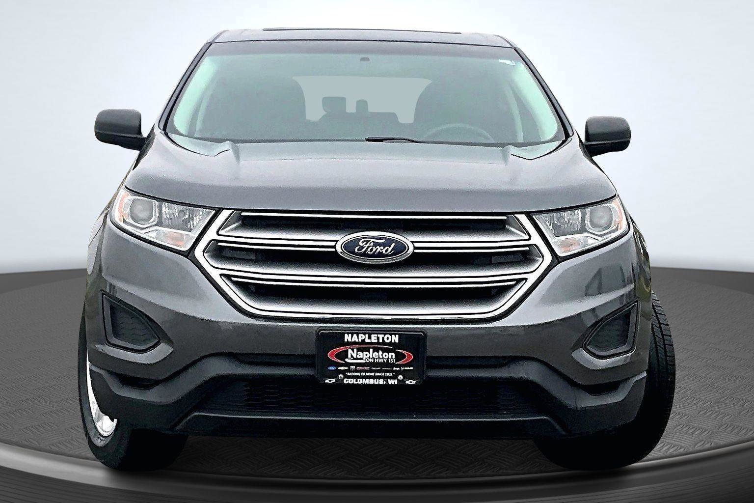 Used 2015 Ford Edge SE image 3