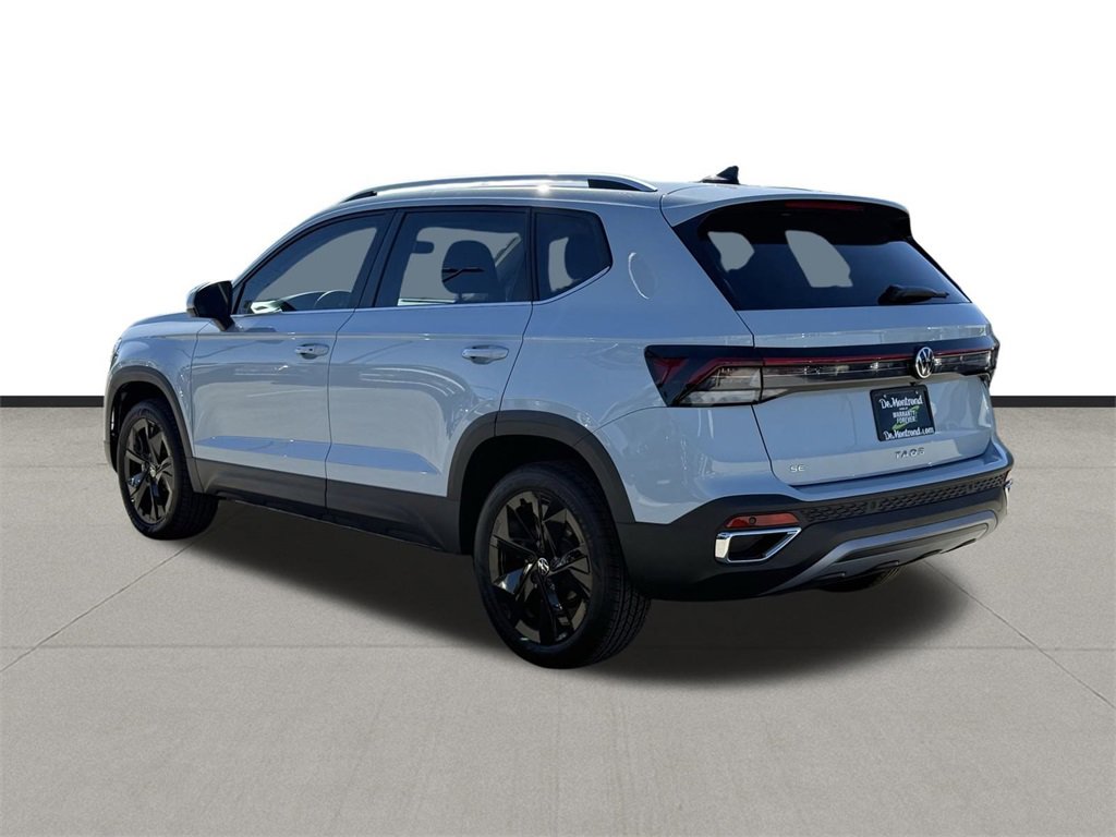 New 2026 Volkswagen Taos SE image 7