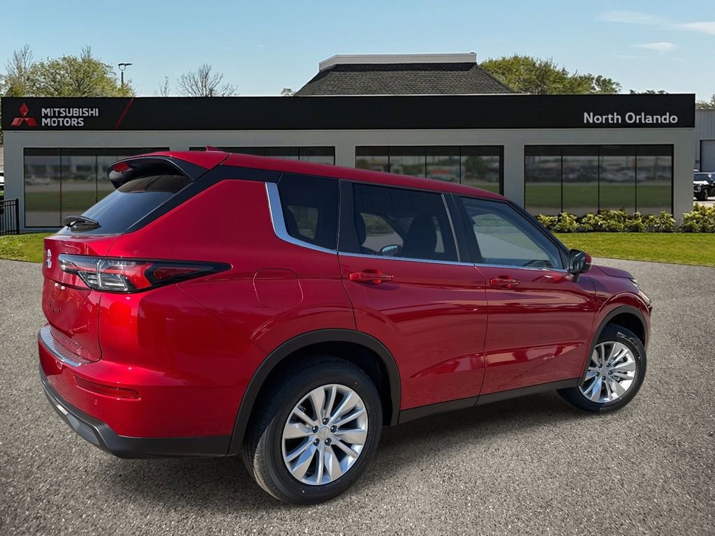 New 2026 Mitsubishi Outlander ES image 5