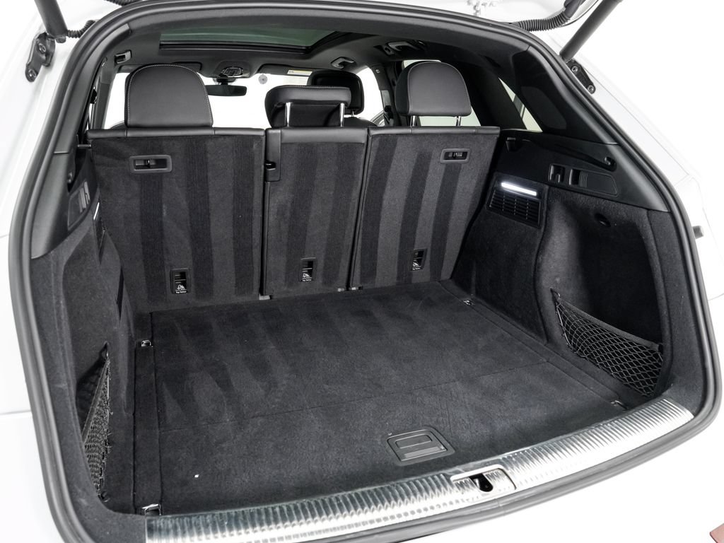 Used 2021 Audi SQ5 Prestige w/ Prestige Package AWD/4WD image 26