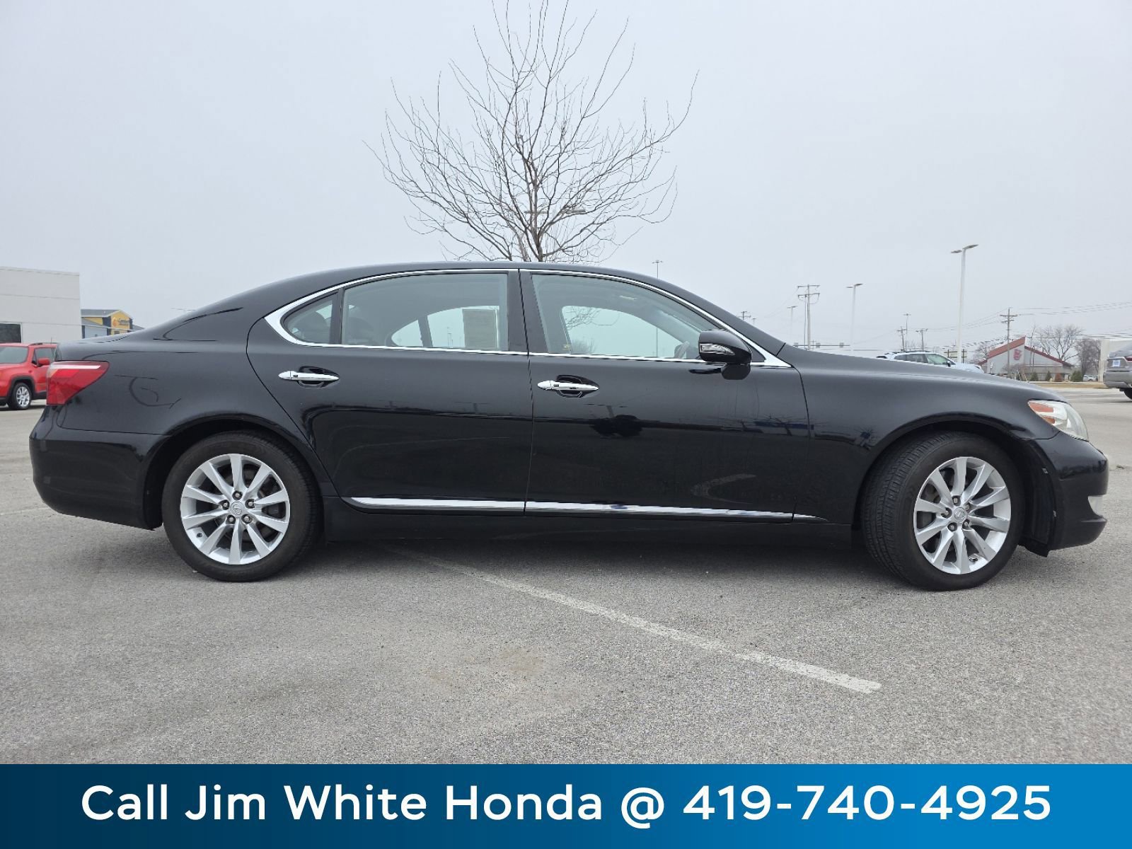 Used 2011 Lexus LS 460 L w/ Luxury Pkg image 18