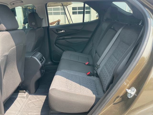 Used 2023 Chevrolet Equinox LT AWD/4WD image 28