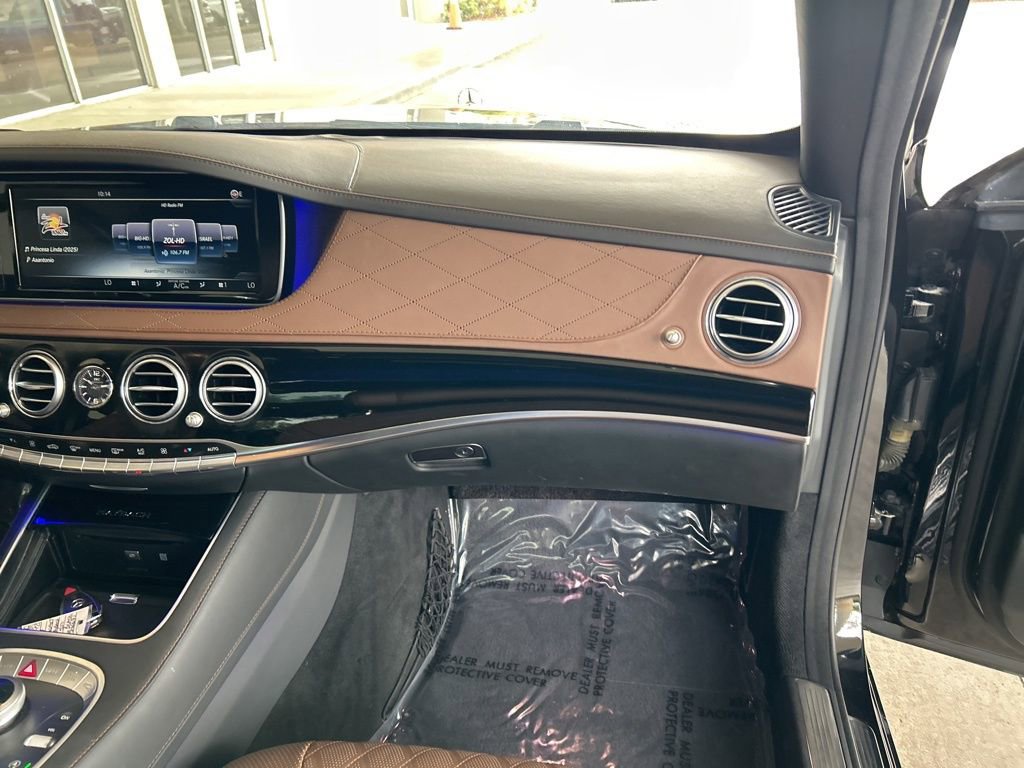 Used 2017 Mercedes-Benz Maybach S 550 4MATIC image 28