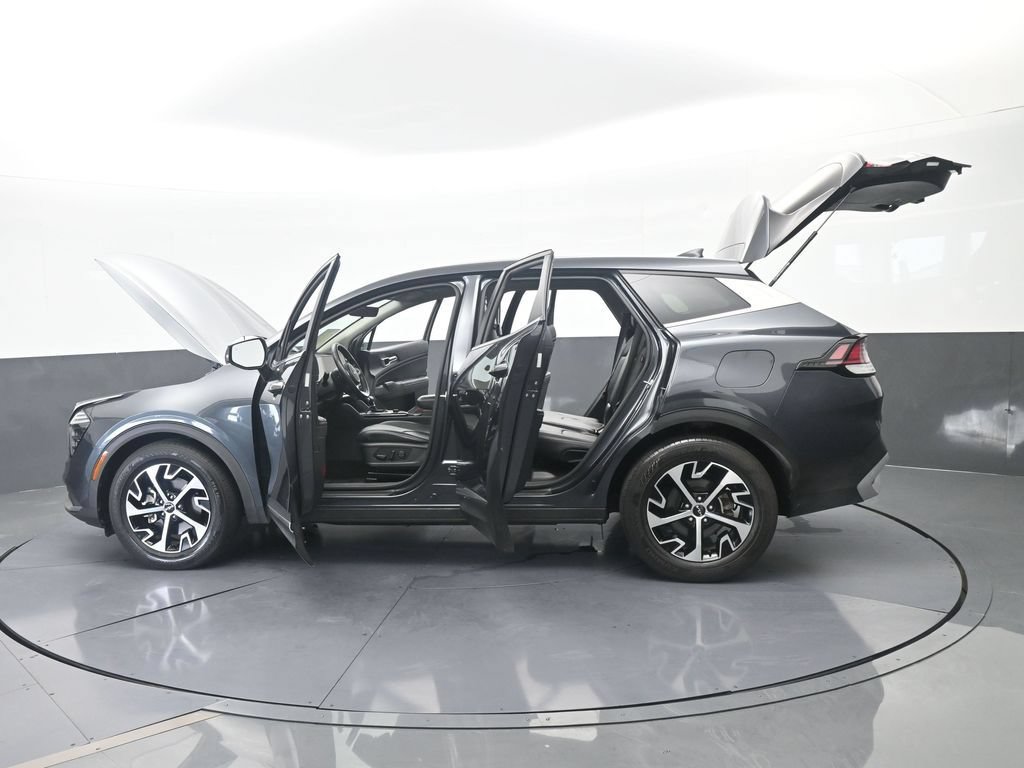 Used 2024 Kia Sportage EX FWD image 73