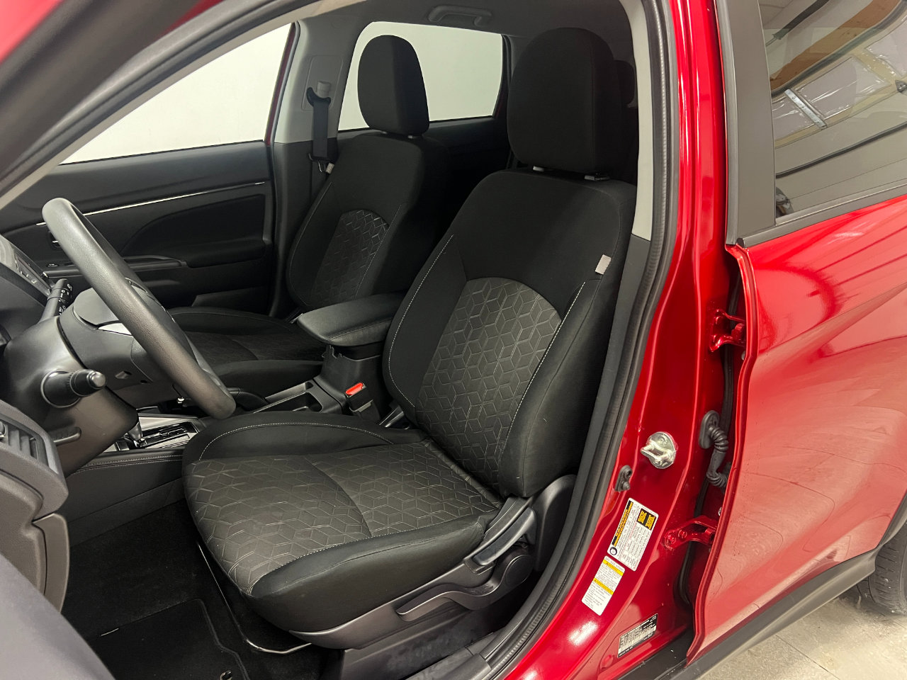 Used 2024 Mitsubishi Outlander Sport AWD image 24