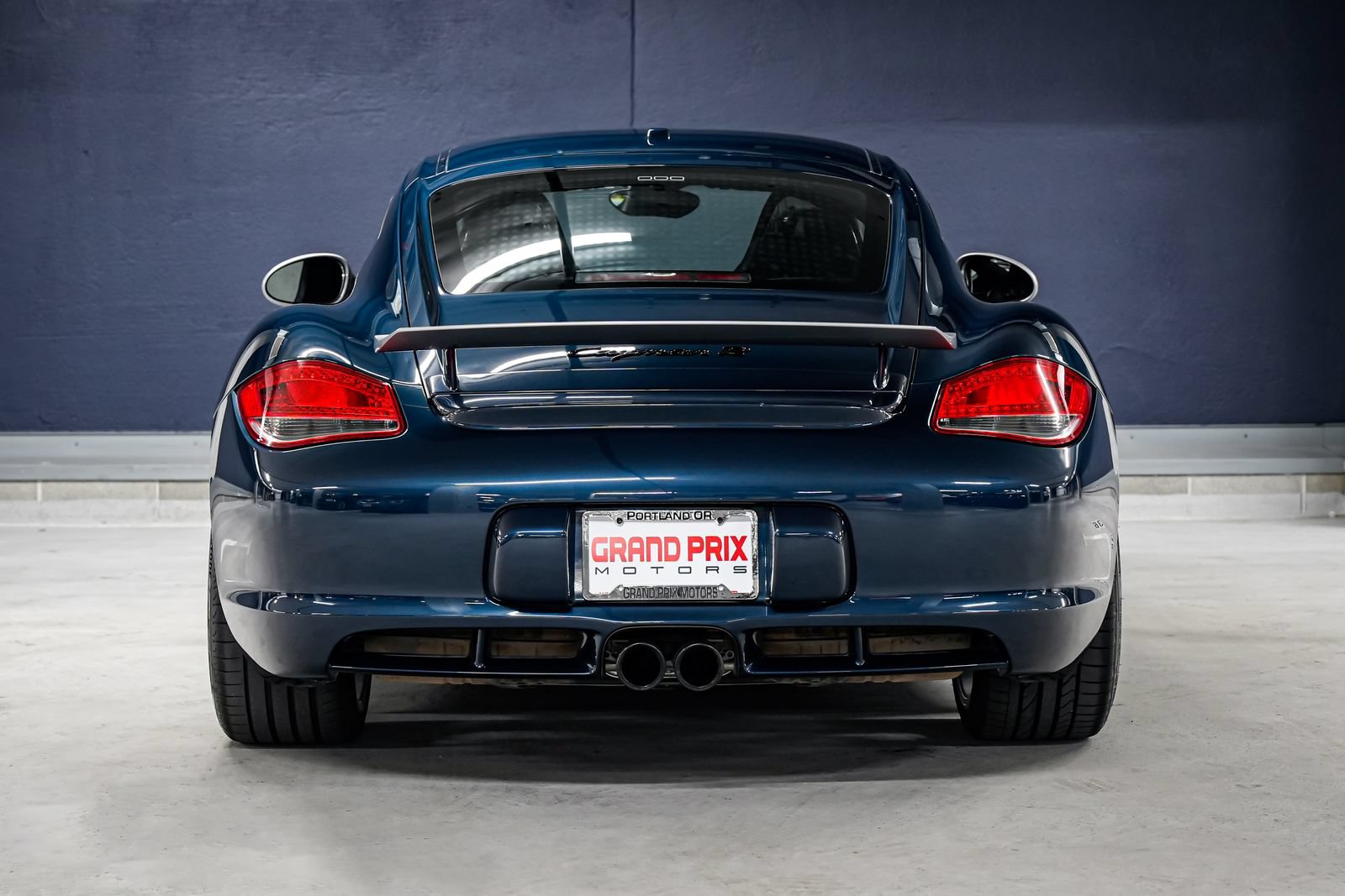 Used 2012 Porsche Cayman R RWD image 4