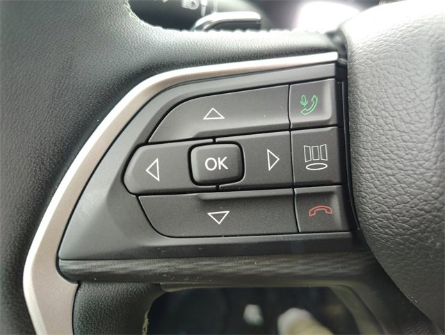 New 2025 Jeep Grand Cherokee Altitude w/ Trailer Tow Package image 18