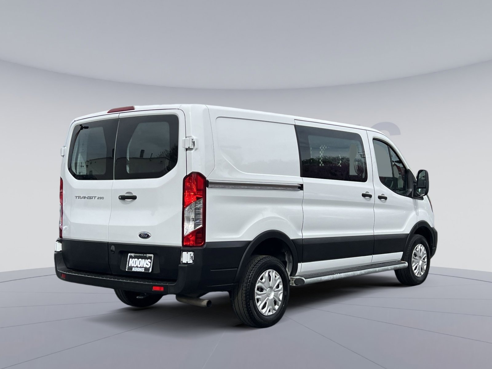 Used 2024 Ford Transit 250 Low Roof w/ Exterior Upgrade Package image 8