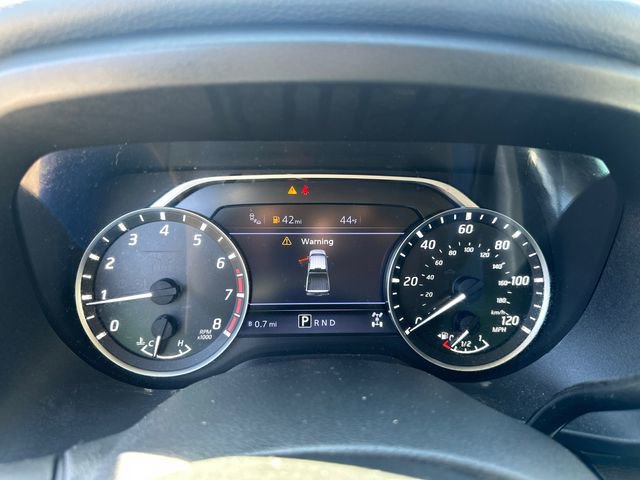 Used 2021 Nissan Titan SV w/ SV Convenience Package image 32
