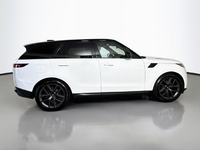Used 2023 Land Rover Range Rover Sport SE AWD/4WD image 11