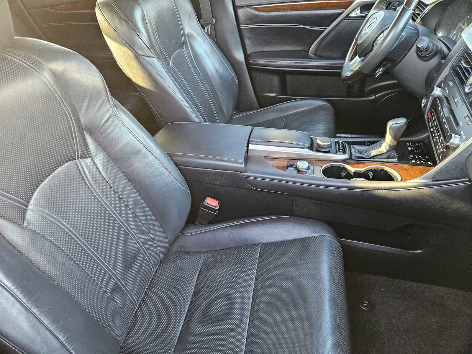 Used 2018 Lexus RX 350 FWD w/ Premium Package image 13