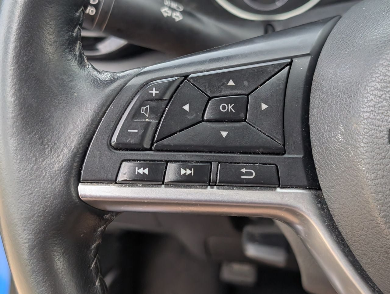 Used 2022 Nissan Sentra SV w/ All-Weather Package FWD image 21