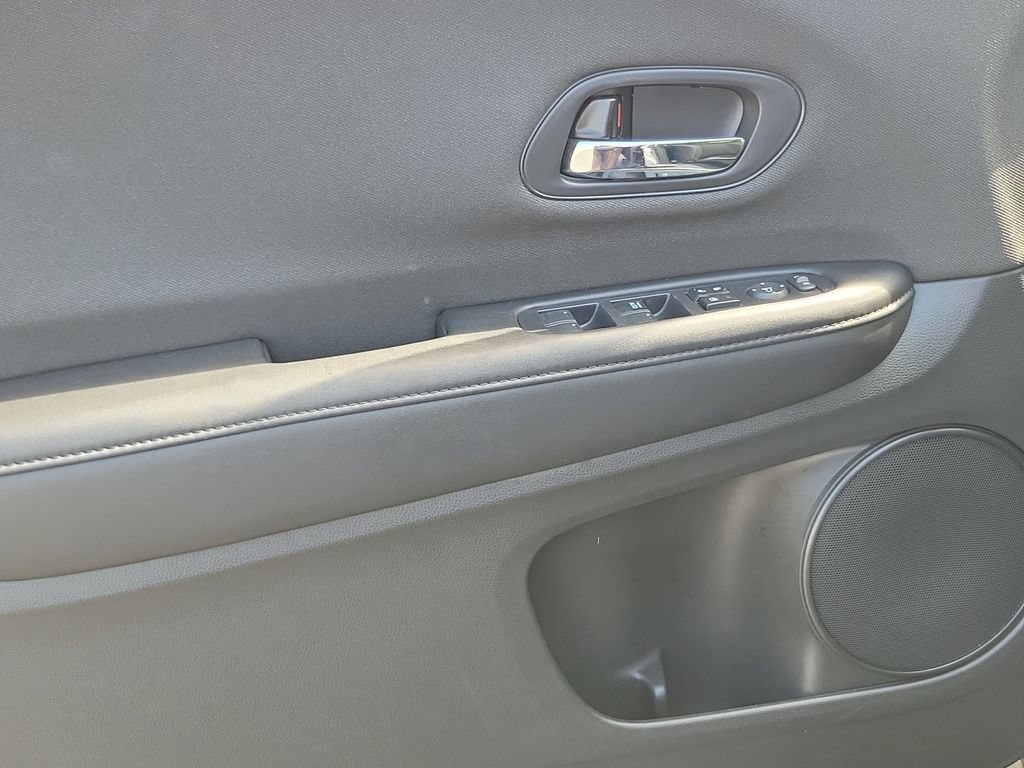 Certified 2022 Honda HR-V LX image 19