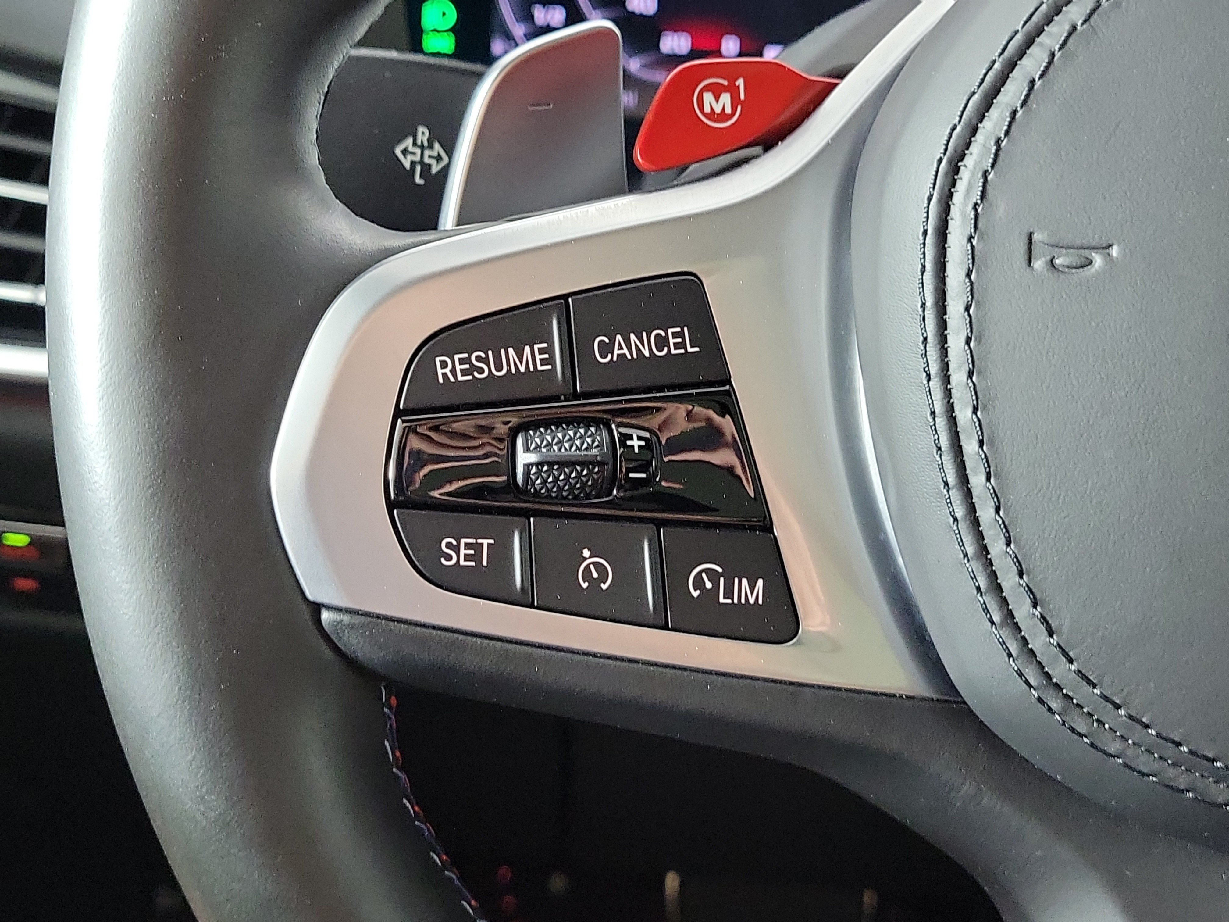 Used 2022 BMW X6 M w/ Executive Package AWD/4WD image 13
