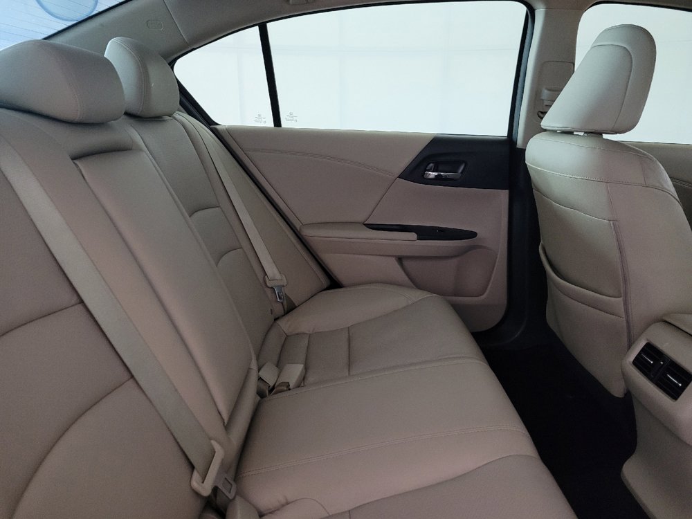Used 2015 Honda Accord EX-L image 19