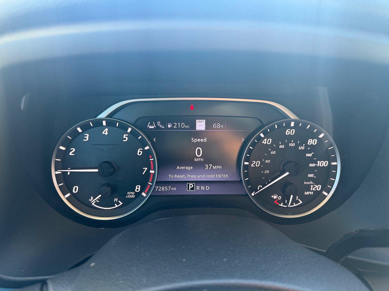 Used 2020 Nissan Titan SV w/ SV Convenience Package RWD image 17