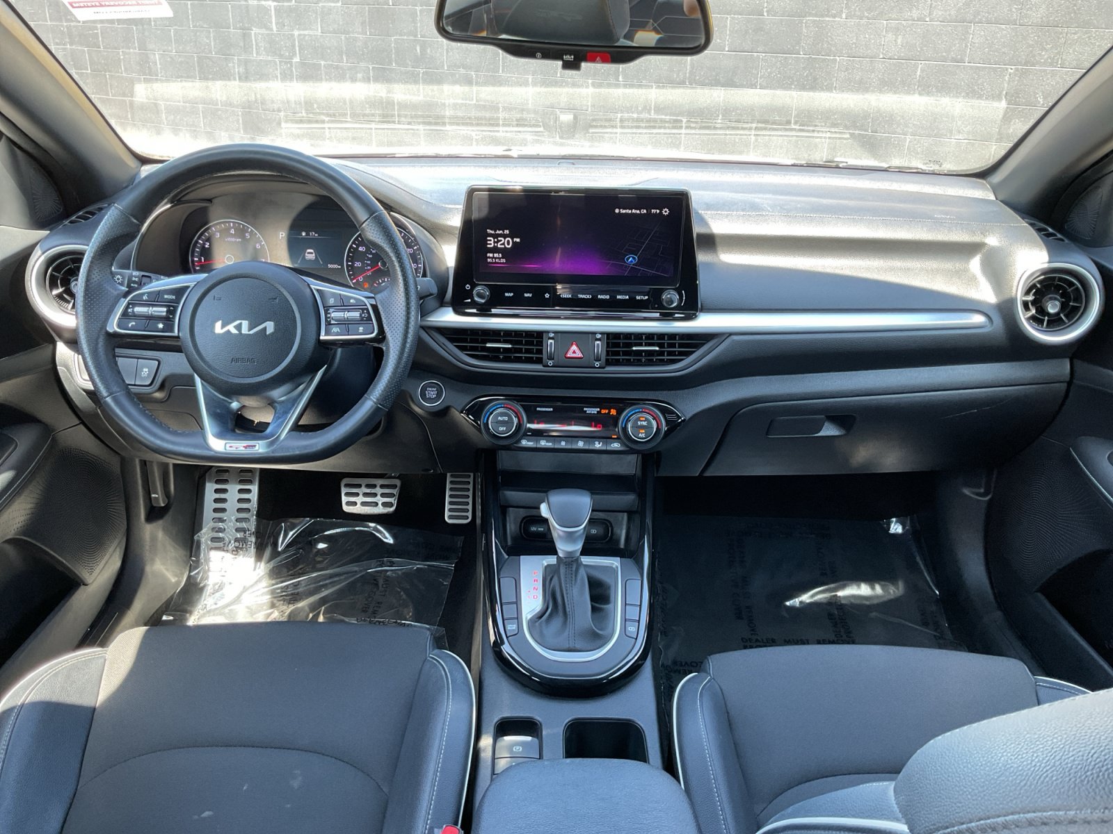 Used 2024 Kia Forte GT-Line FWD image 15