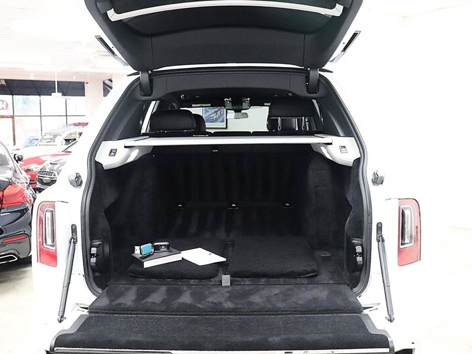 Used 2022 Rolls-Royce Cullinan w/ Cullinan Package AWD/4WD image 85