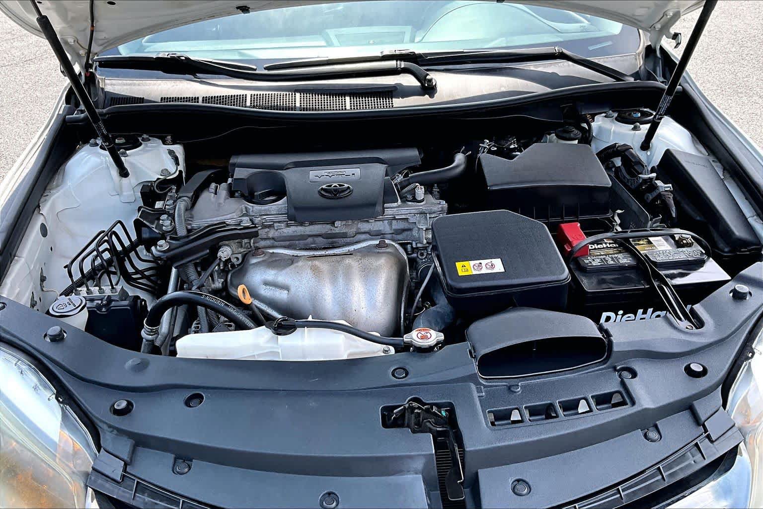 Used 2017 Toyota Camry SE FWD image 31