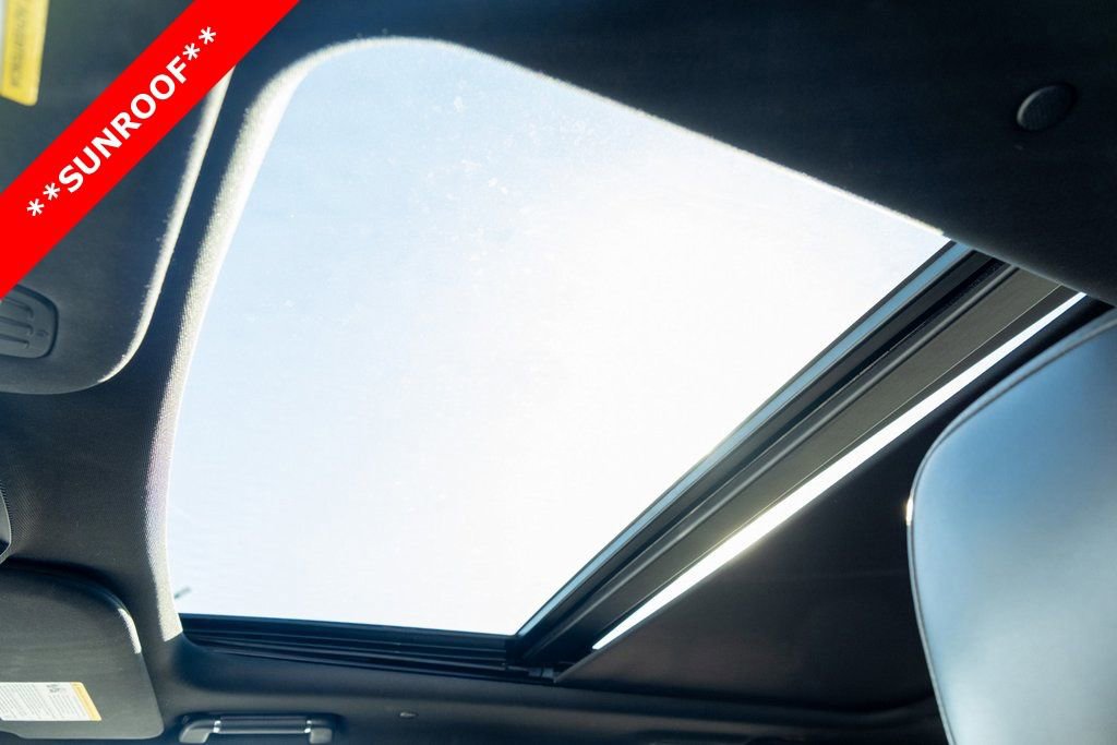 Used 2023 Lincoln Navigator Reserve image 19