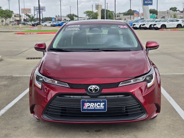 Used 2026 Toyota Corolla LE FWD image 2