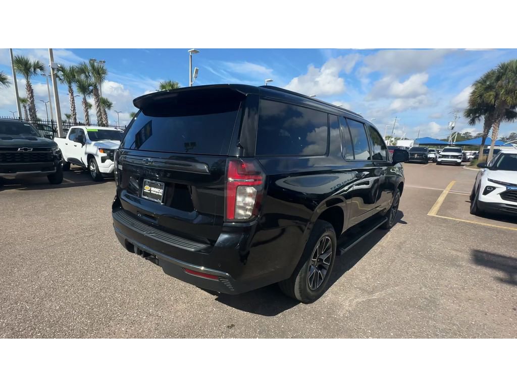 Used 2022 Chevrolet Suburban Z71 w/ Luxury Package AWD/4WD image 5