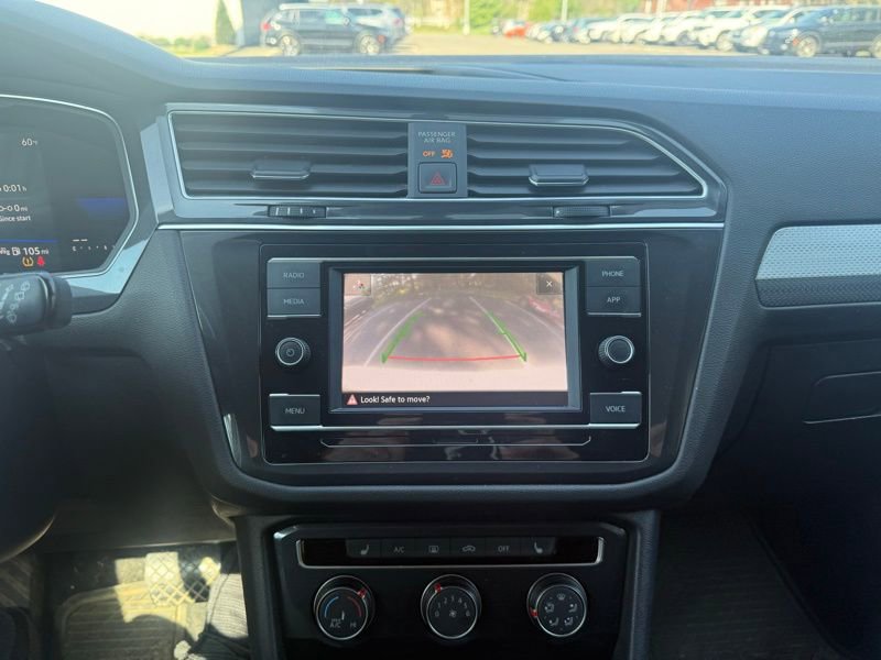 Used 2023 Volkswagen Tiguan S image 14
