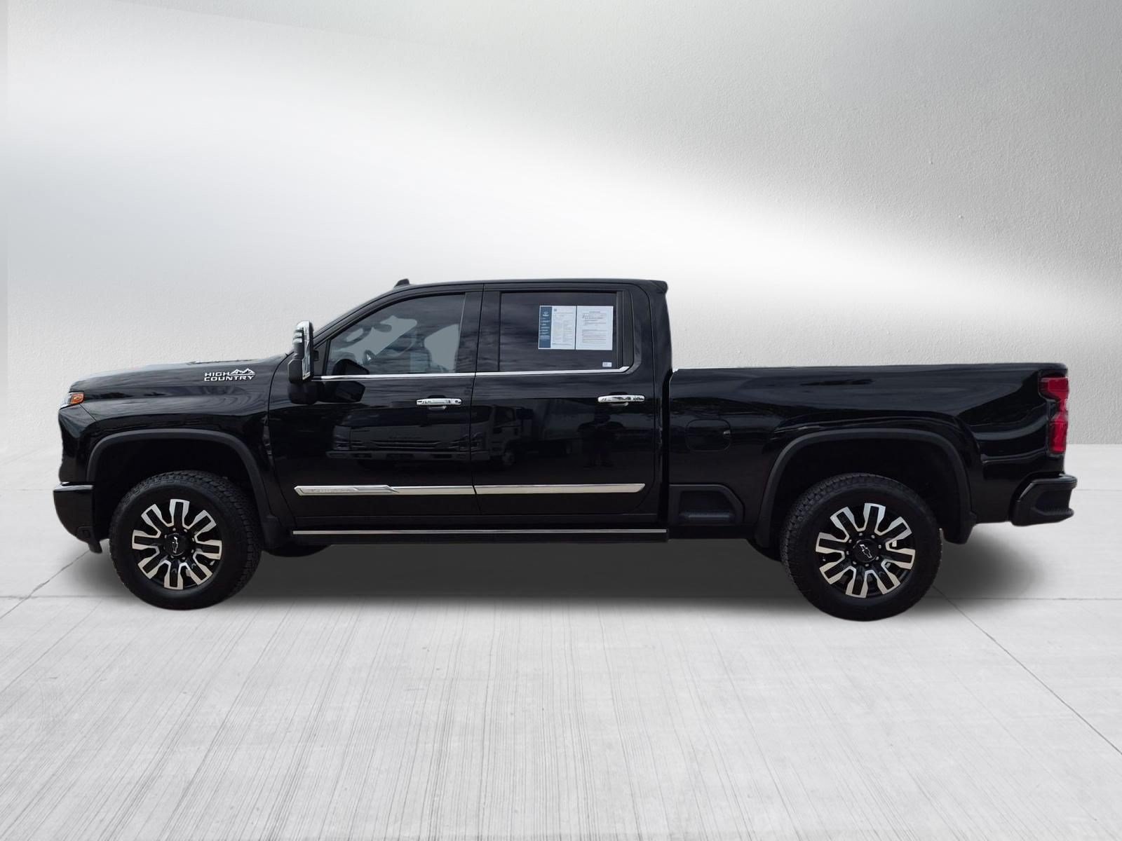 Certified 2024 Chevrolet Silverado 3500 High Country w/ High Country Premium Package AWD/4WD image 3
