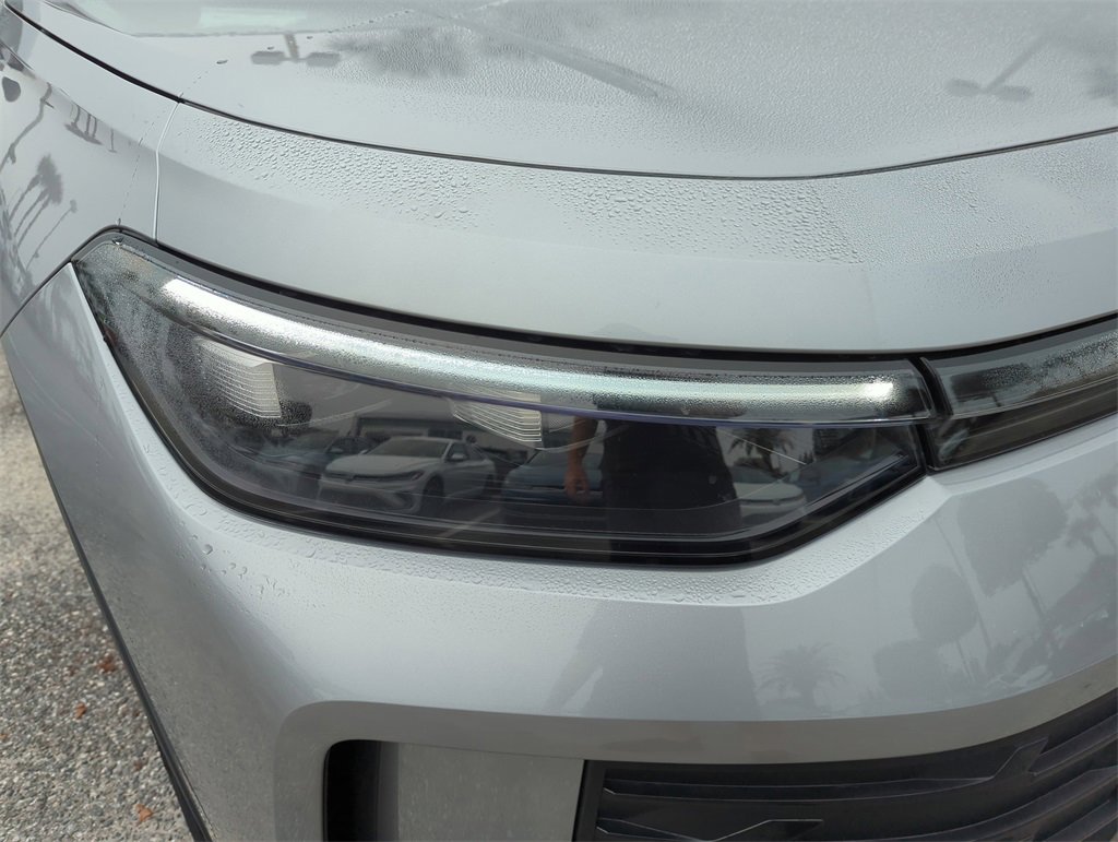 New 2026 Volkswagen Tiguan SE image 17