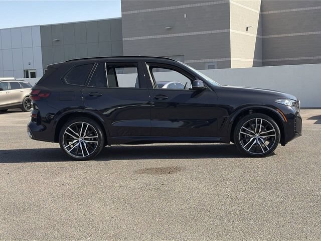 Used 2026 BMW X5 sDrive40i w/ M Sport Package RWD image 5