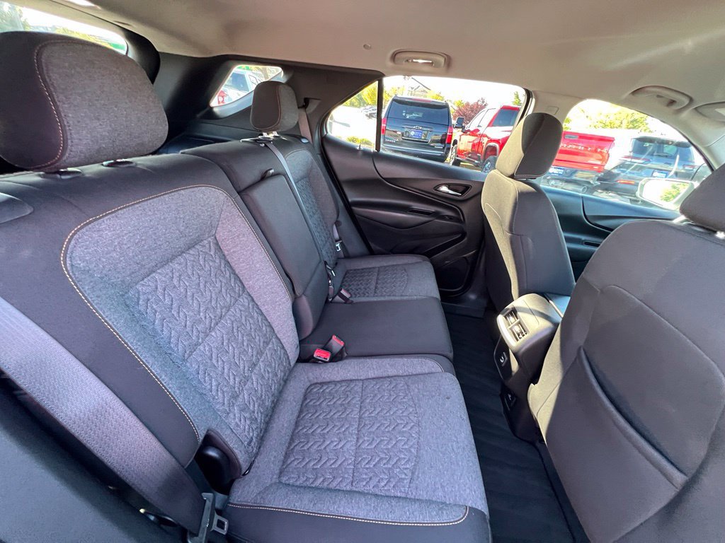 Used 2022 Chevrolet Equinox LT AWD/4WD image 24