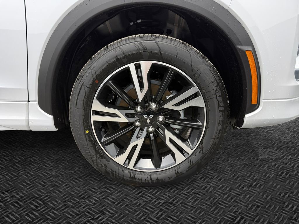 New 2026 Mitsubishi Eclipse Cross SEL image 11