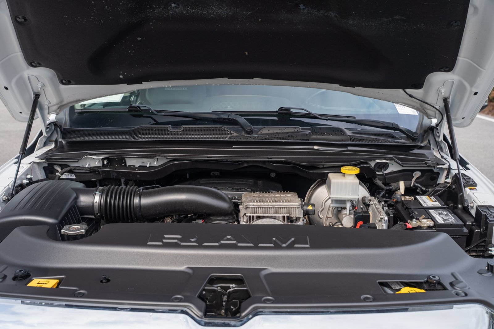 Used 2022 RAM 1500 Laramie AWD/4WD image 26