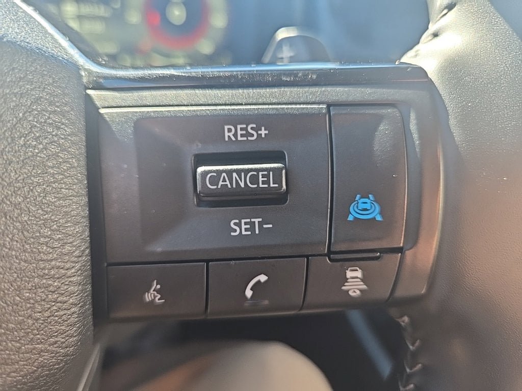 Used 2026 Nissan Rogue SL AWD/4WD image 15