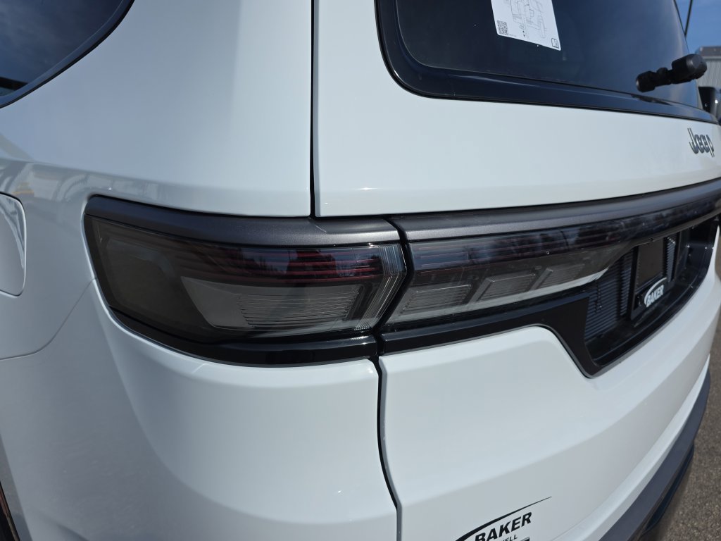 New 2026 Jeep Grand Wagoneer Limited AWD/4WD image 39