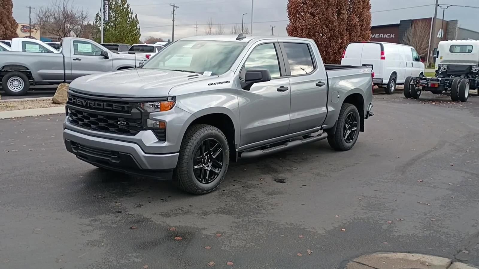 New 2026 Chevrolet Silverado 1500 Custom w/ Turbomax Blackout Package