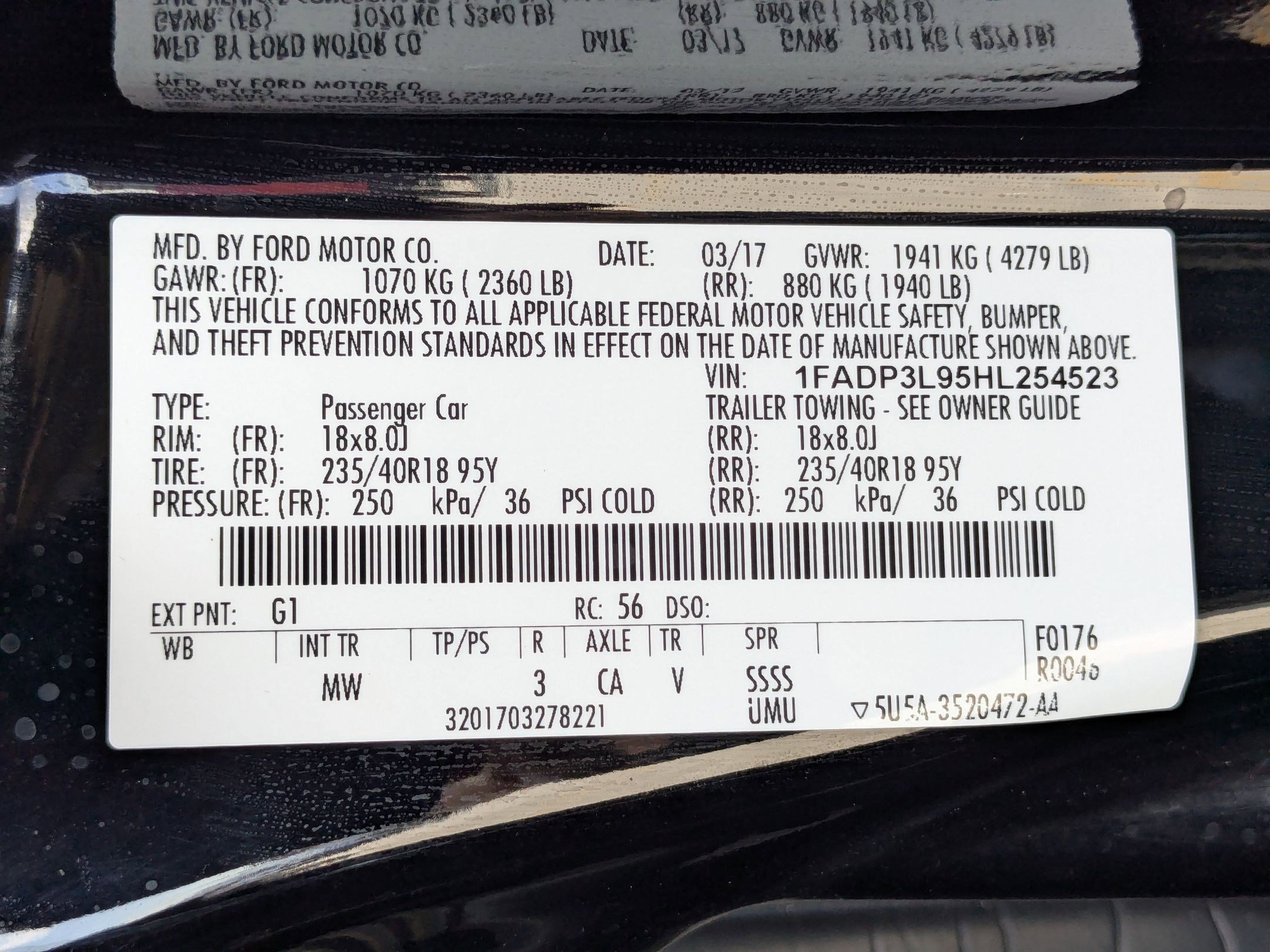 Used 2017 Ford Focus ST image 32